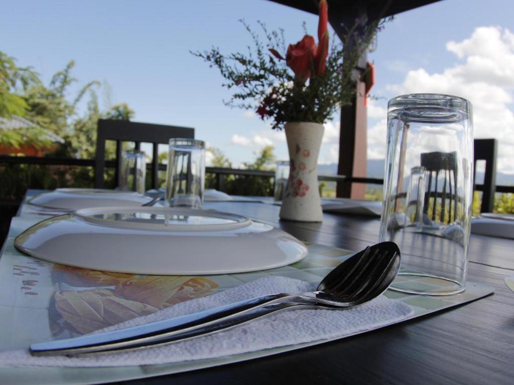Thaton Hill Resort Mae Ai Eksteriør billede